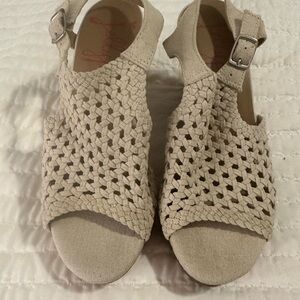 Jellypop Beige Woven Sandals